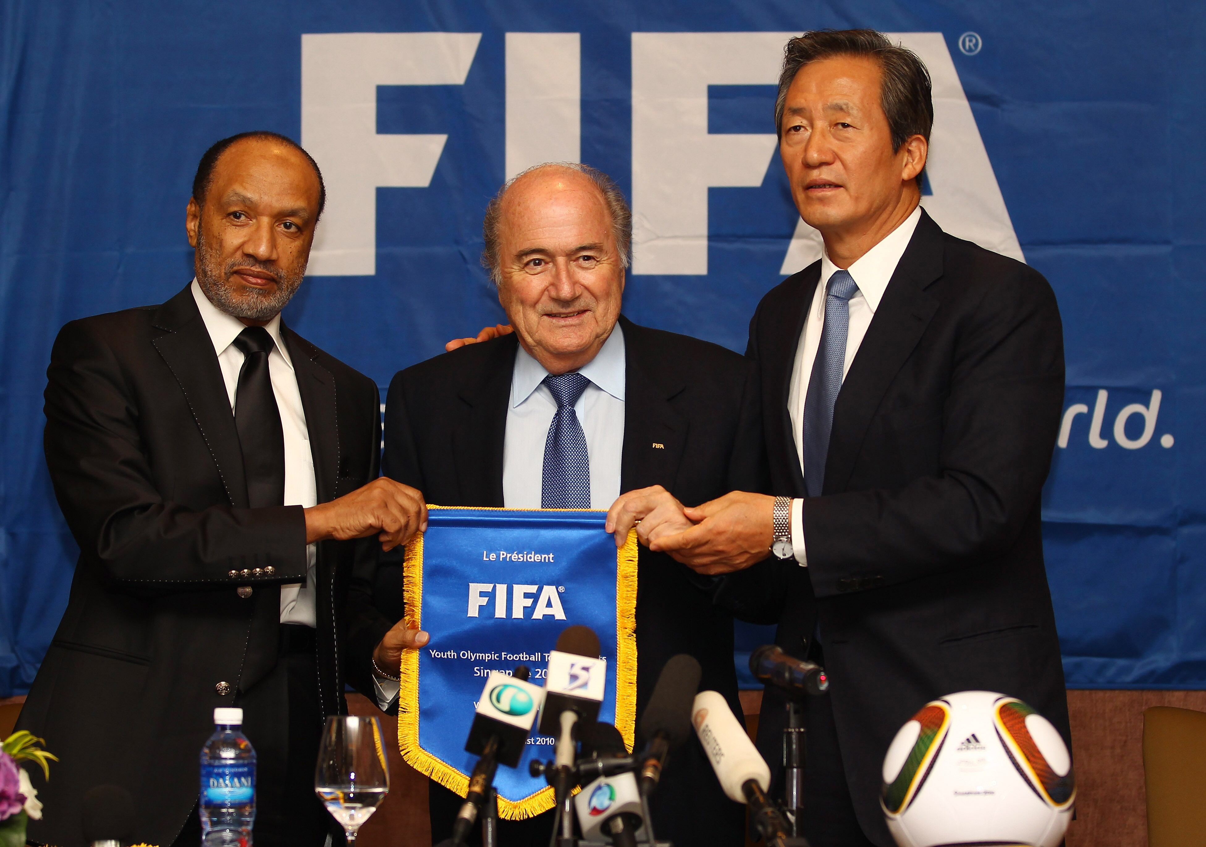 Joseph Blatter y Mohamed Bin Hammam en 2010.