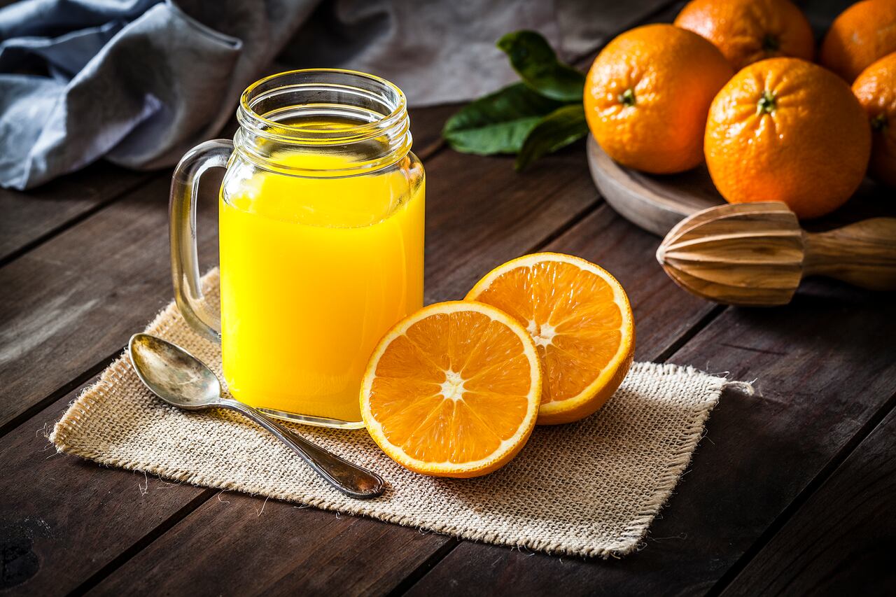 La naranja es fuente de vitamina C.
