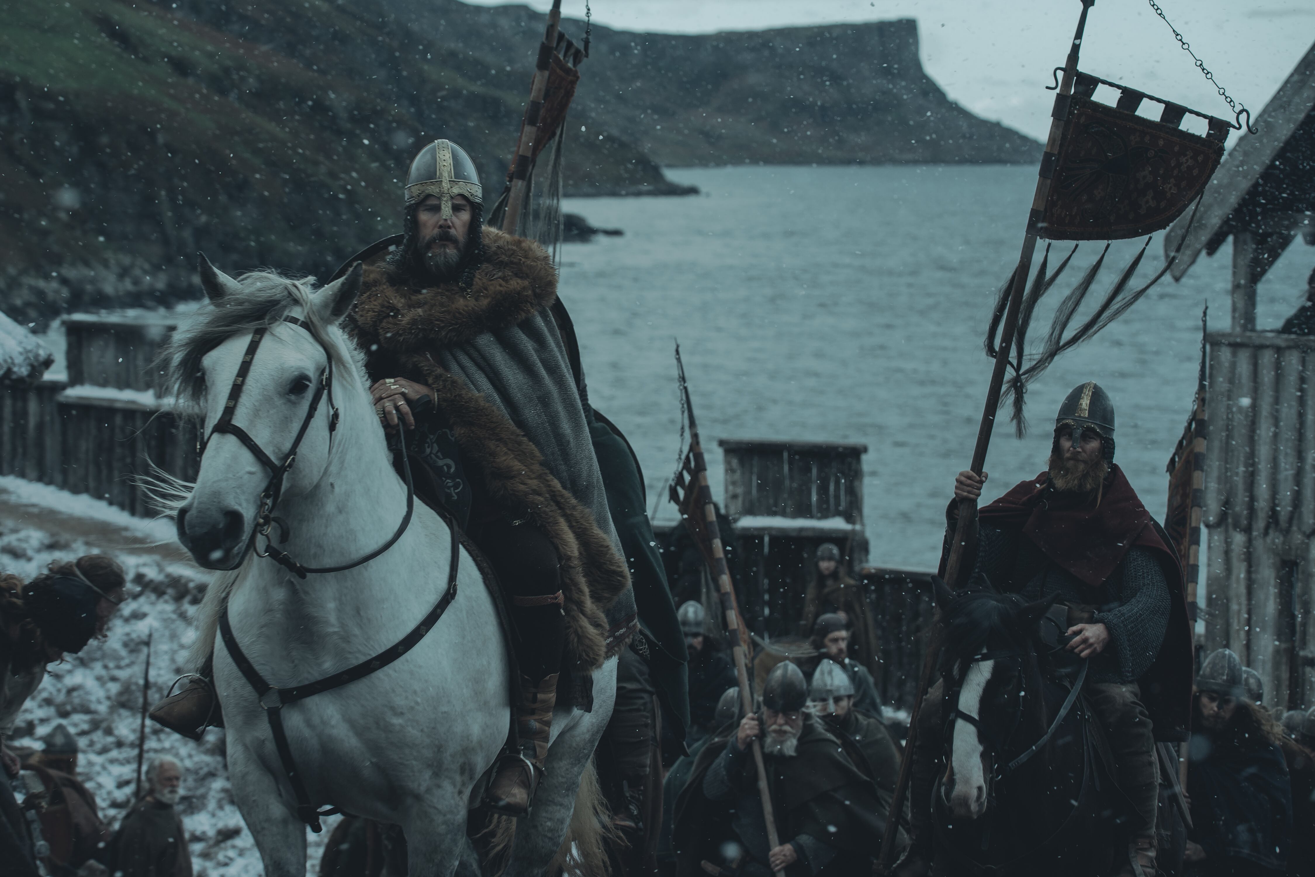 4179_D049_00299_C
Ethan Hawke stars as King Aurvandil in director Robert Eggers’ Viking epic THE NORTHMAN, a Focus Features release.  
Credit: Aiden Monaghan / © 2021 Focus Features, LLC