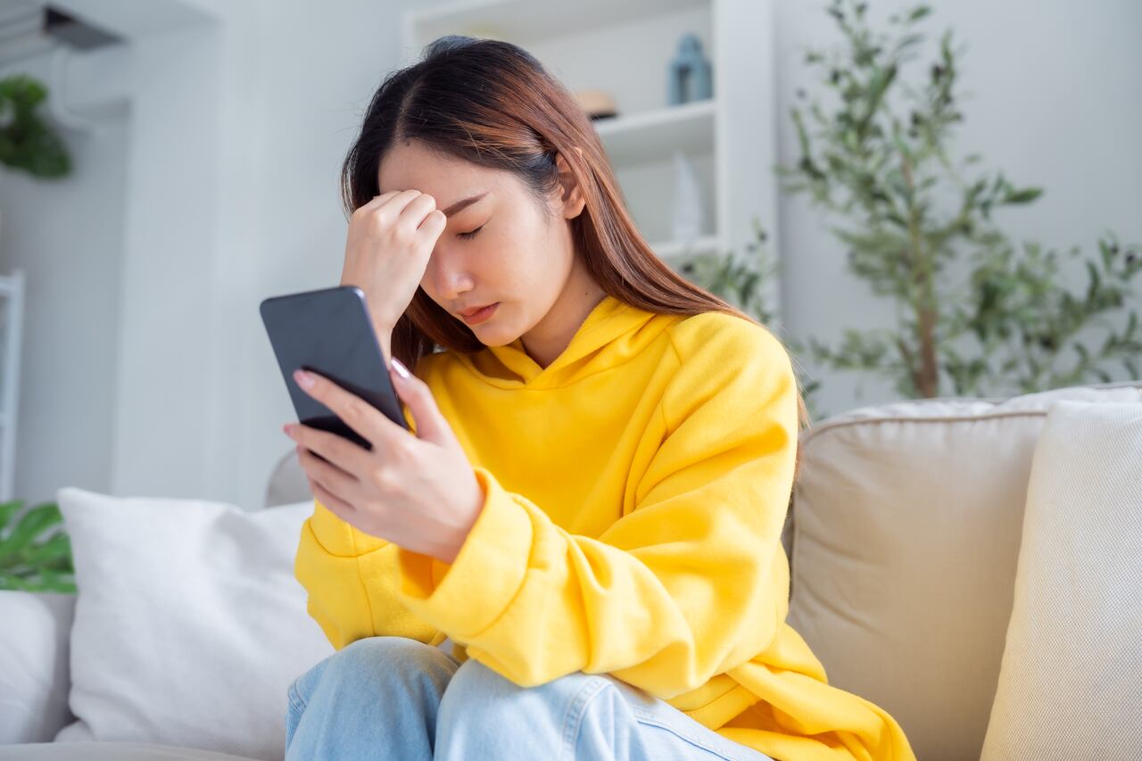 El celular puede presentar problemas en su funcionamiento si está siendo espiado.