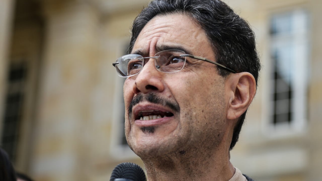 Iván Cepeda recibió el apoyo del Partido Colombia Renaciente.