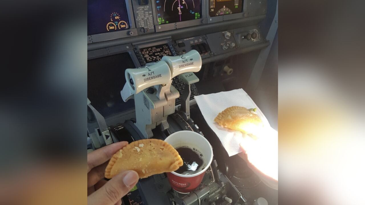 Twitter:@BanditOnYour6 (API)