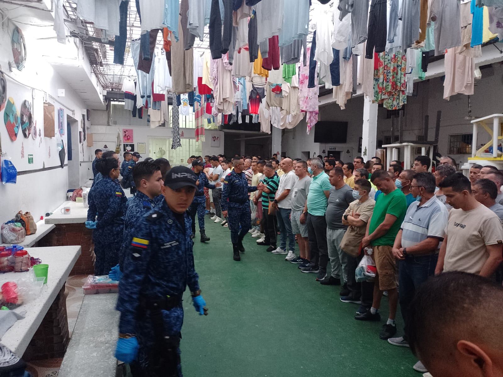 El Inpec adelantó mega operativo en todas las cárceles del país.