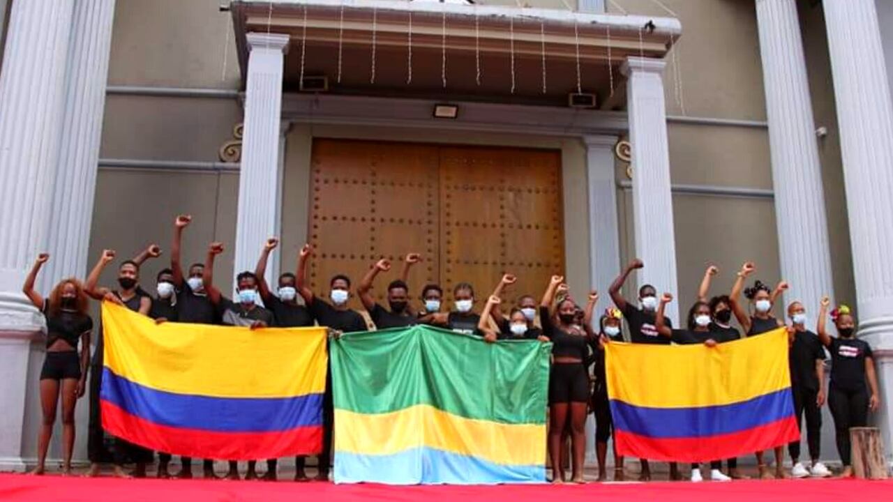 Esta corporación vincula niños y jóvenes al teatro y la danza.