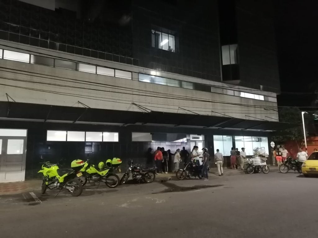 Los heridos fueron trasladados a la clínica La Magdalena, Barrancabermeja.