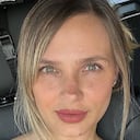 Elizabeth Loaiza publica una foto y se despachan en su contra por un supuesto exceso de photoshop