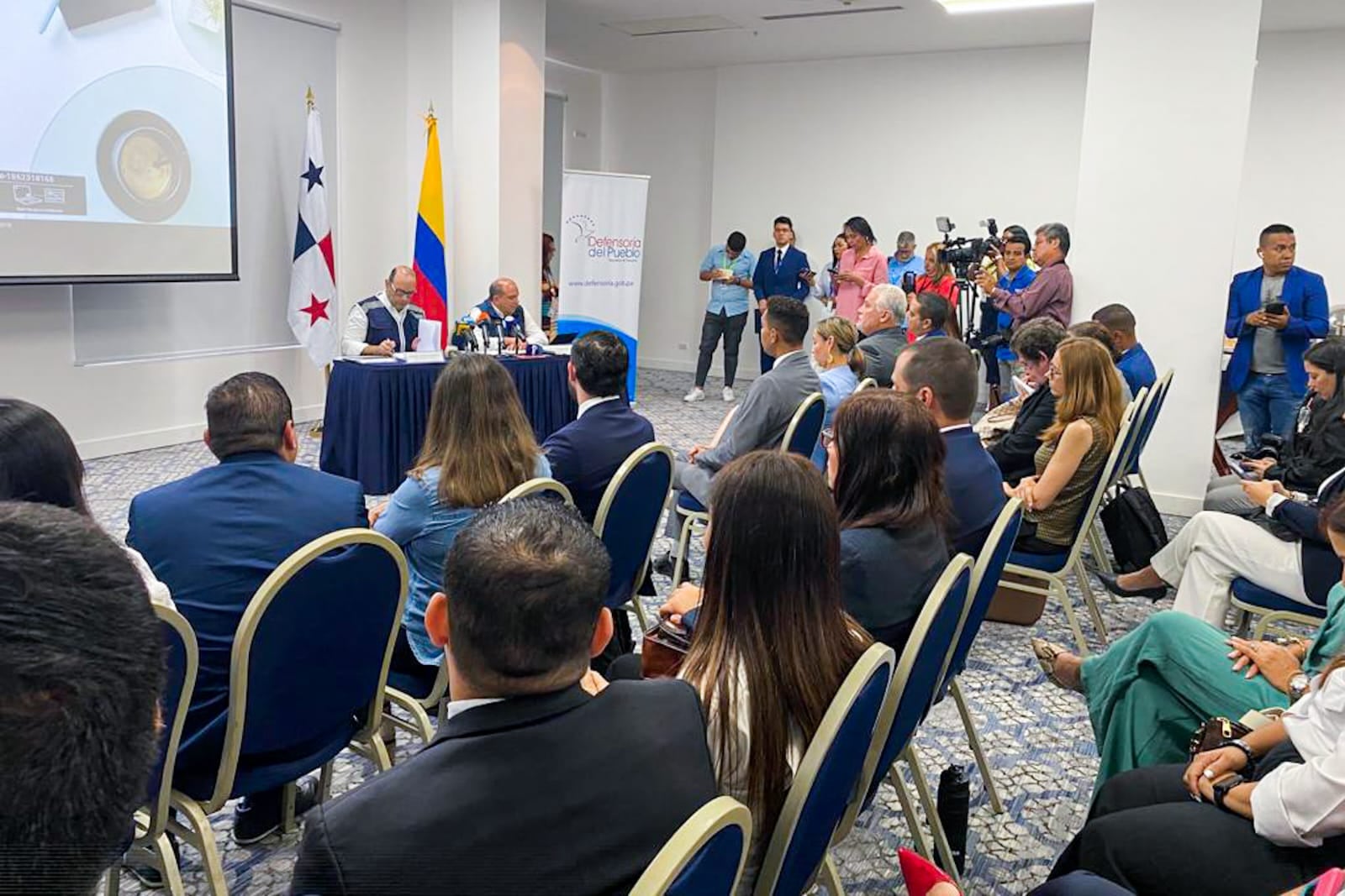 Defensorías de Colombia y Panamá emiten alerta temprana binacional para que se garanticen derechos a migrantes en el Tapón del Darién