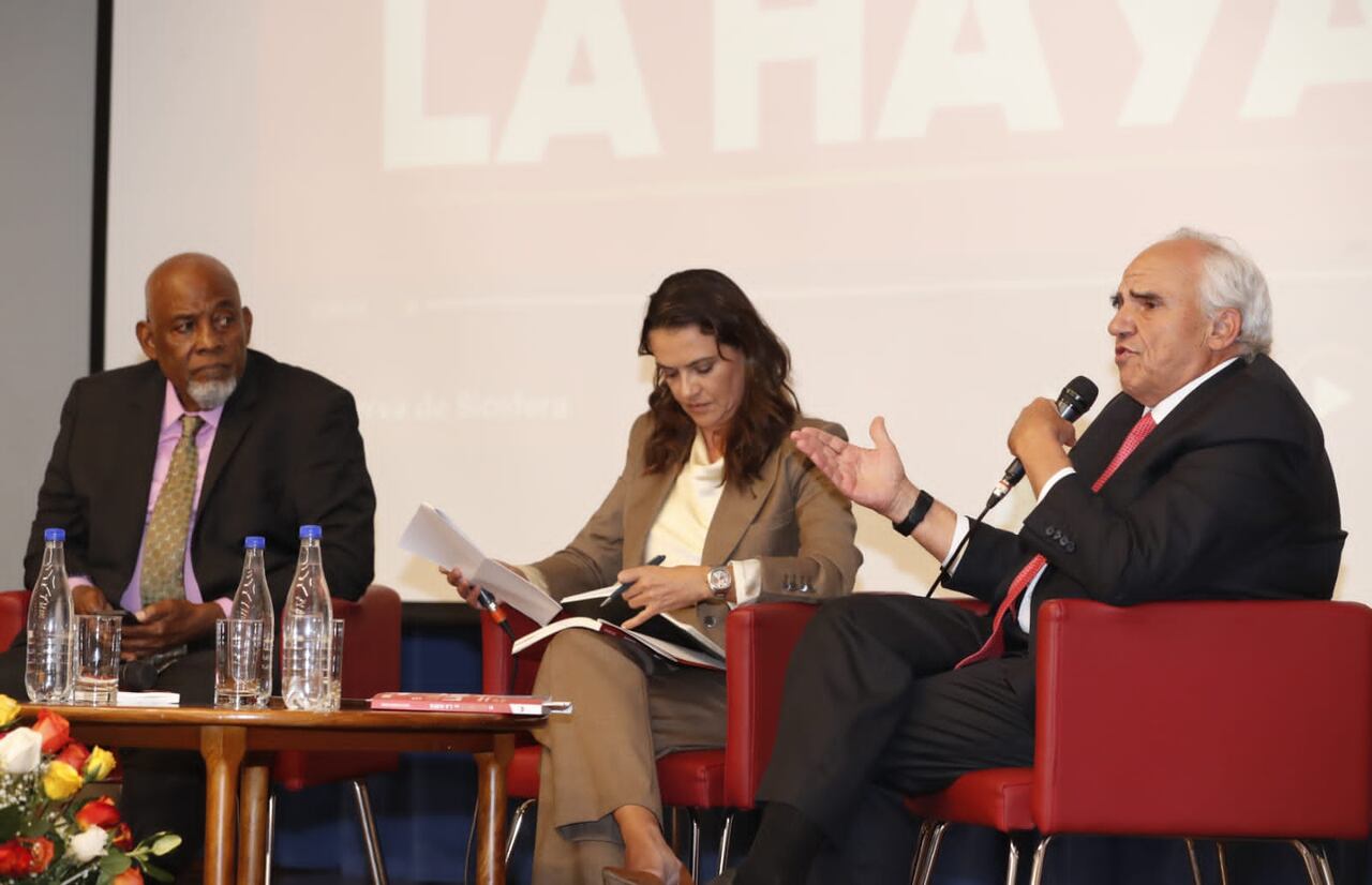 Estreno libro de Ernesto Samper