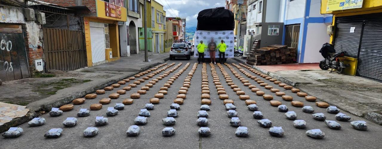 Durante el procedimiento fue capturado el conductor del vehículo que cubría la ruta Tumaco – Samaniego.