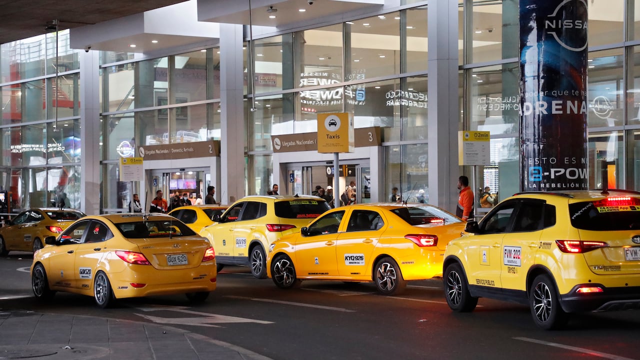 La Alcaldía defendió que es una “apuesta en pro de la calidad del servicio y la renovación de la flota, que fortalezca la experiencia de viaje del usuario”.