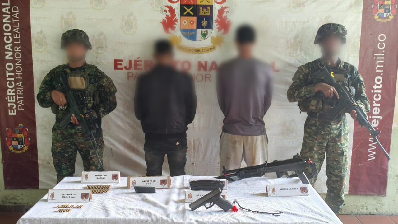 Sometimiento a la justicia de dos presuntos integrantes de la Estructura 4, de las disidencias de las Farc, en el corregimiento de Puerto López.