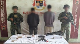 Sometimiento a la justicia de 2 presuntos integrantes de la Estructura 4, de las disidencias de las Farc, en el corregimiento de Puerto López.