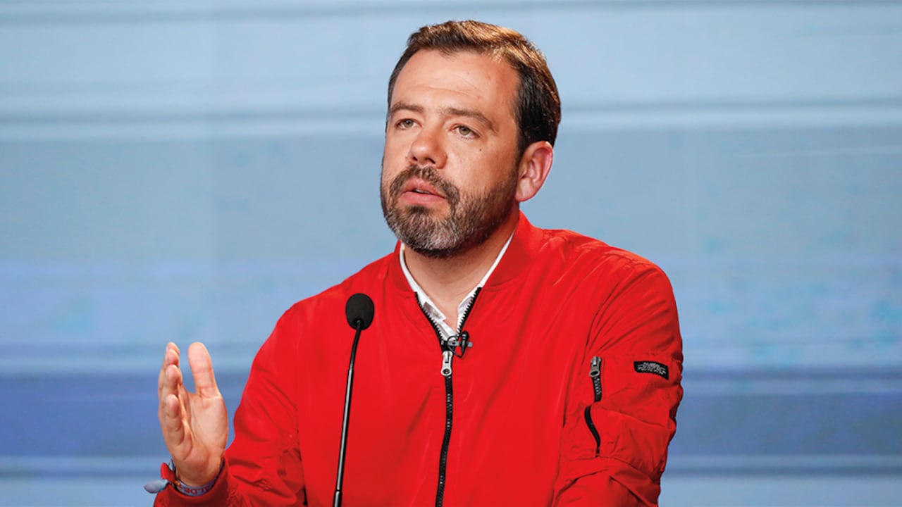 “Rechazo a lo que ocurrió ayer en Cali y en Antioquia, una expresión nueva y adicional de amenaza a la institucionalidad en Colombia”, dijo Galán.