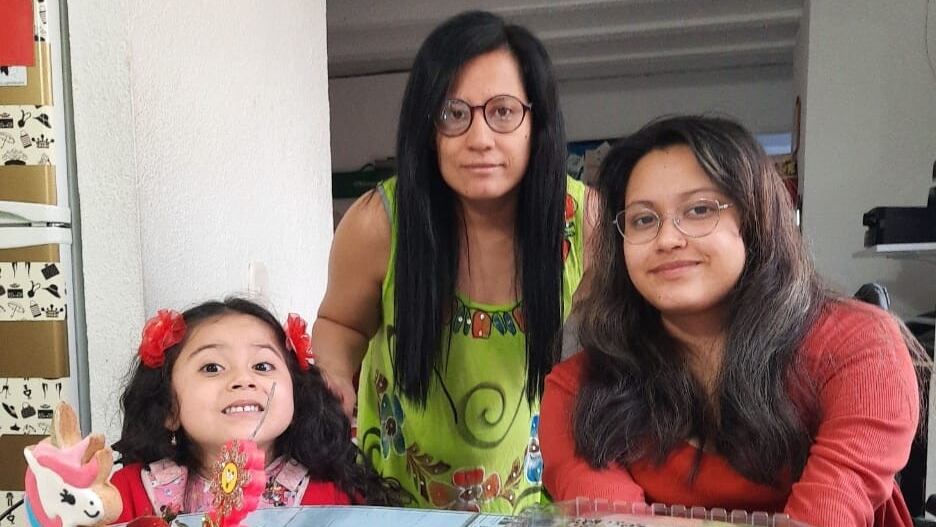 María Isabel Acevedo Espitia es la madre y cuidadora de Mariana y Azul, dos pacientes de Atrofia Muscular Espinal.