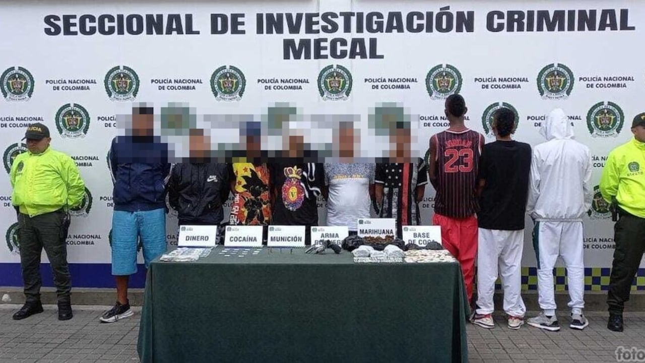 Diez presuntos integrantes de la banda fueron enviados a la cárcel, mientras que a los otros tres, por ser menores de edad, los mandaron a un centro especializado.