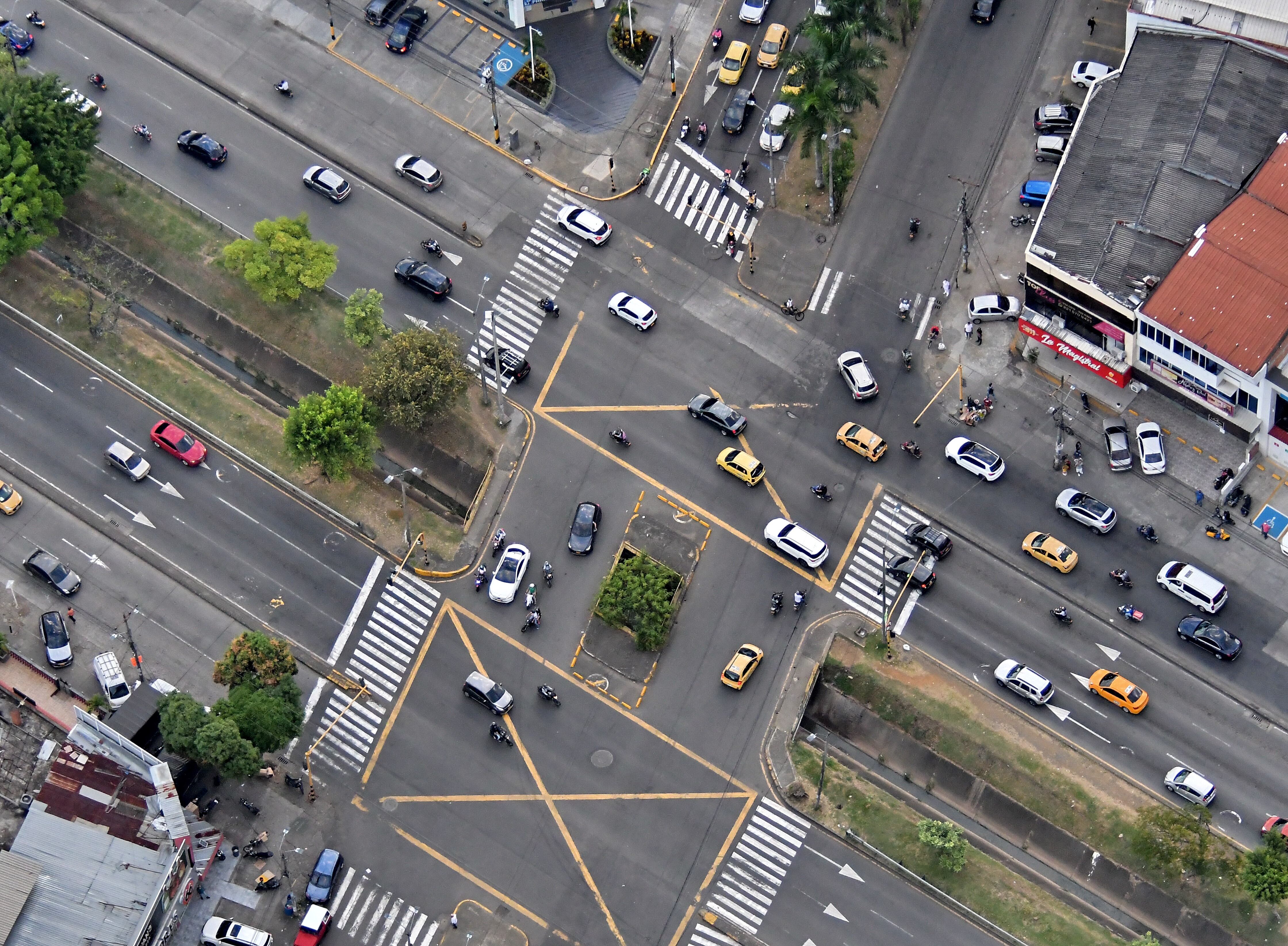 Diferentes imágenes del Cali desde el Aire. Fotos Raúl Palacios / El Pais / 15 de Junio del 2023 Cali.