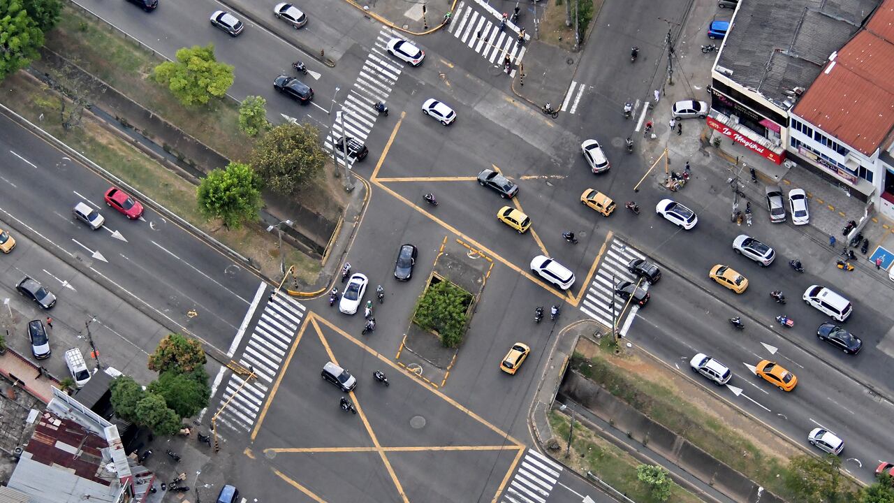 Diferentes imágenes del Cali desde el Aire. Fotos Raúl Palacios / El Pais / 15 de Junio del 2023 Cali.
