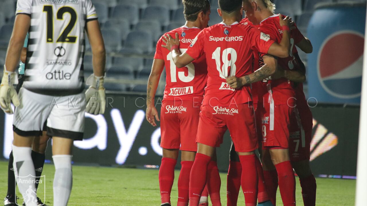 América de Cali ya piensa en el próximo año, pese a que aún tiene posibilidades de clasificar en la última fecha.