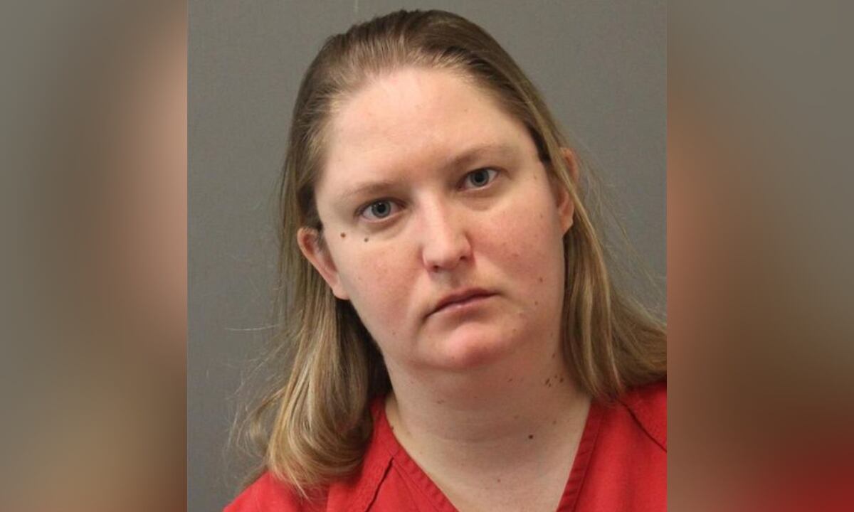 La profesora había sido arrestada en medio de un operativo que no contó con mayor investigación previa.