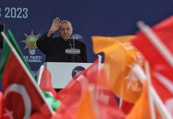 Recep Tayyip Erdogan habla en Bahcelievler antes de las elecciones presidenciales en Turquía.