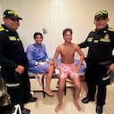 Luciana Dangond y Jerónimo Ibarra con la Policía en un centro asistencial.