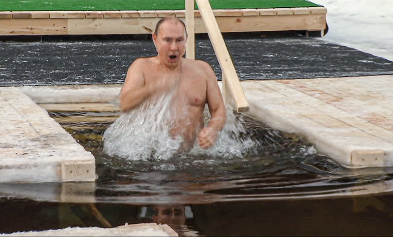 Putin se sumerge en aguas heladas para celebrar la Epifanía ortodoxa