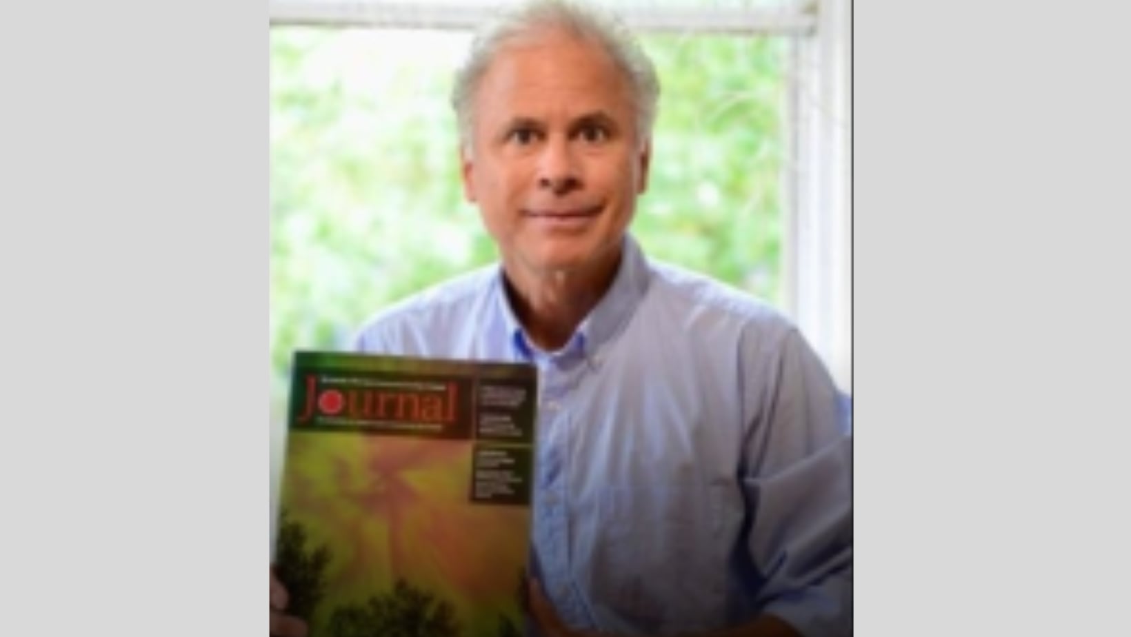 Mauricio Vélez Domínguez y su teoría sobre el origen del universo