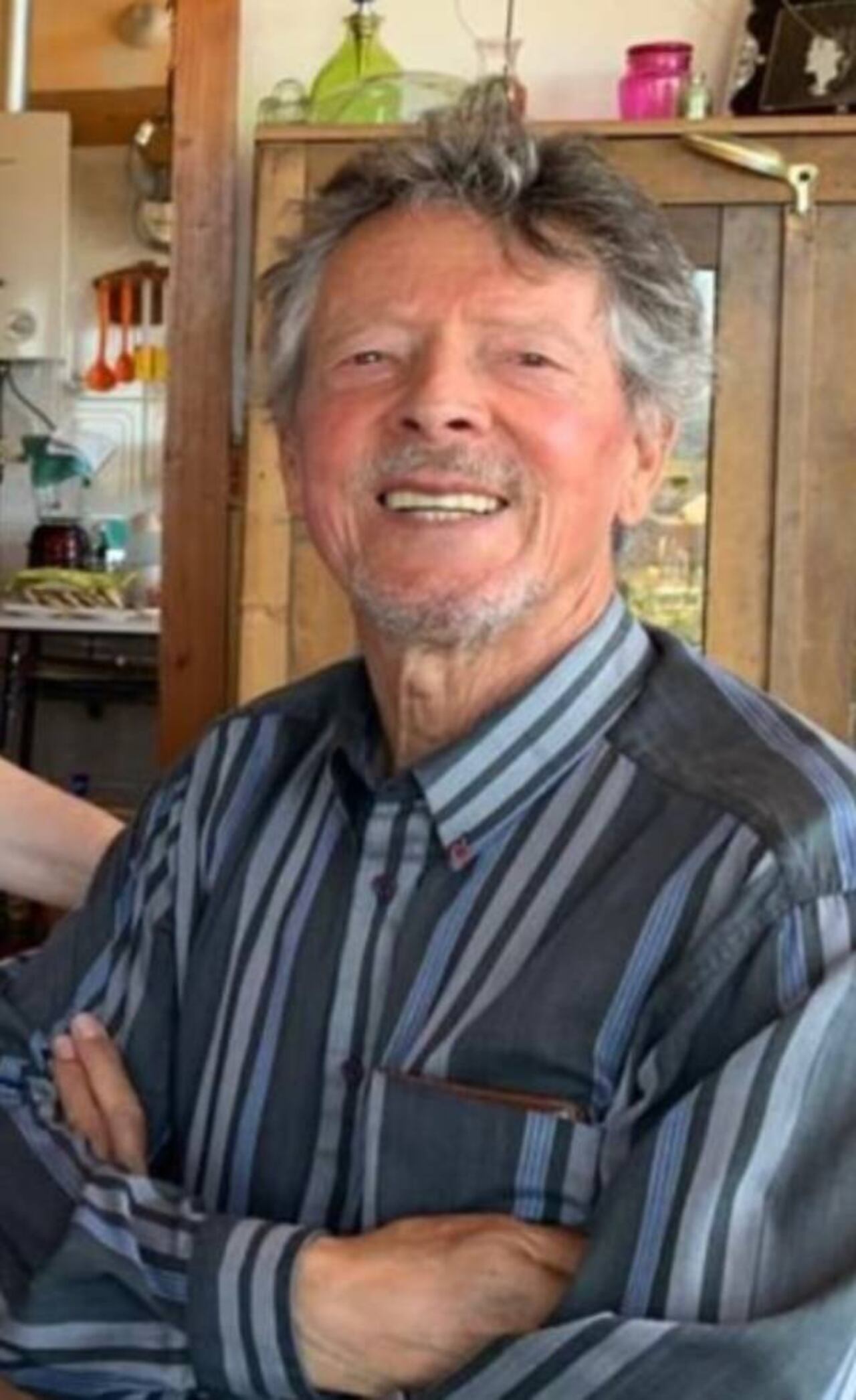 Padre de Paulo Rojas, imitador de Miguel Bosé.