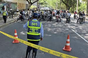 En el Oeste de la ciudad, a la altura del sector del ancla, la movilidad se vio afectada en el transcurso de la mañana, debido a la reconstrucción por parte de las autoridades competentes de un siniestro vial ocurrido el año pasado en este sector.