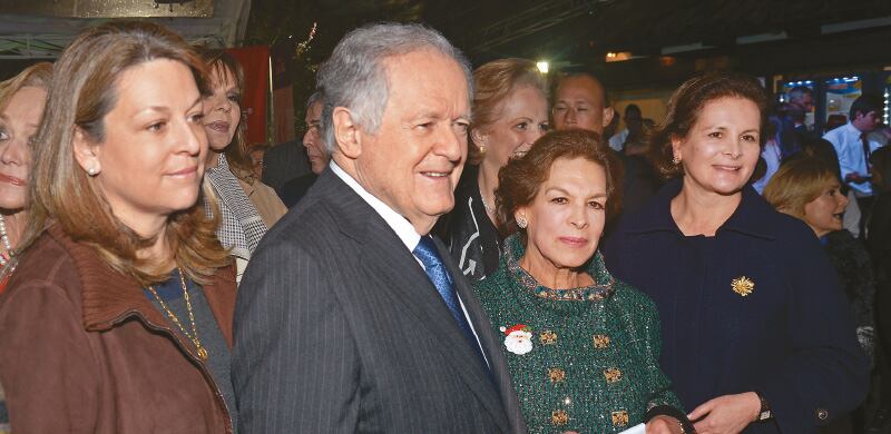 Sonia Sarmiento, Luis Carlos Sarmiento Angulo, Fanny de Sarmiento y Luz Ángela Sarmiento.