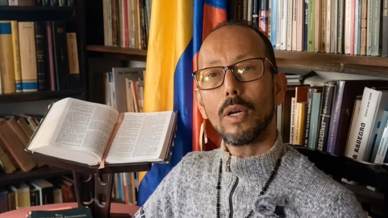 El reverendo Samuel Enrique Salazar Soto, integrante del Consejo Nacional de Paz,