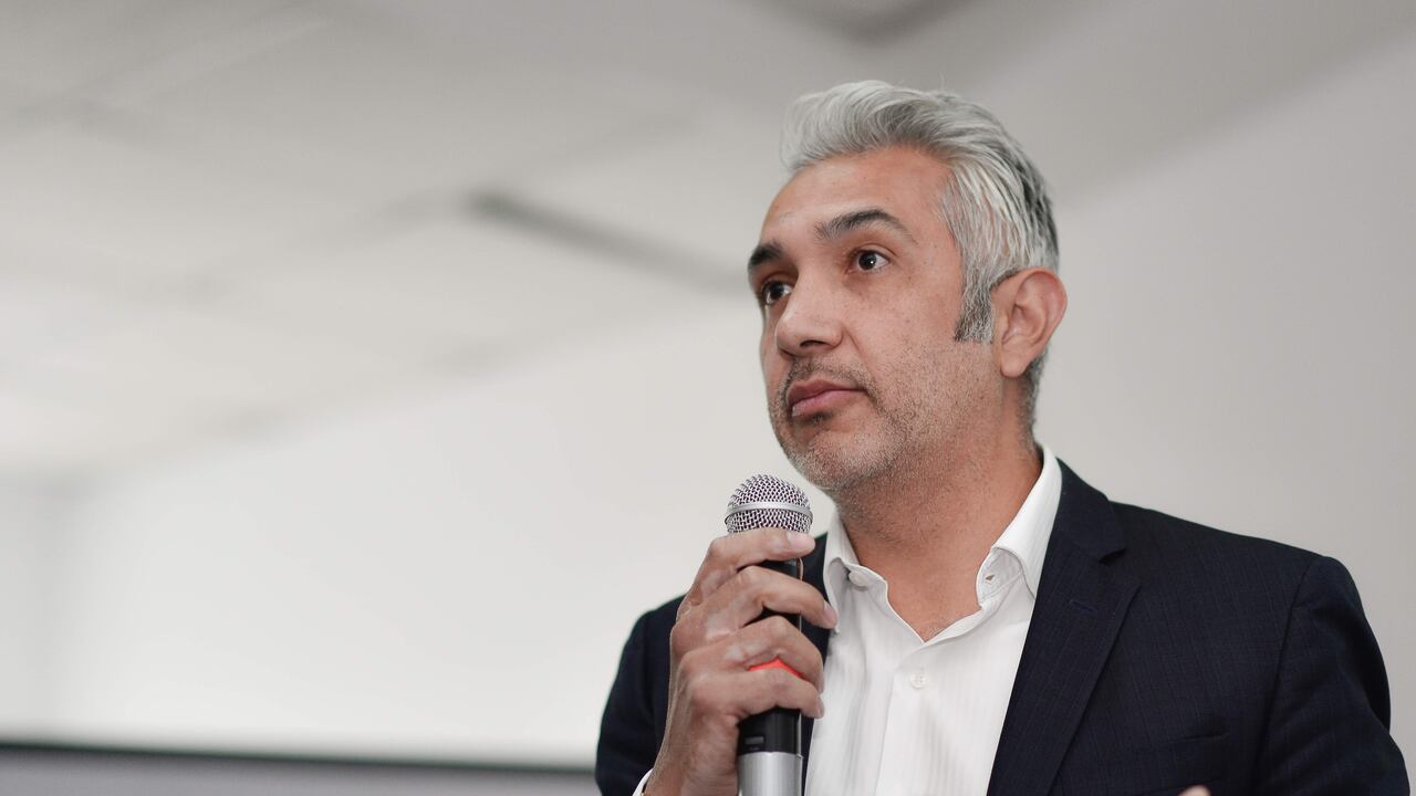 Nicolás Estupiñán renunció a su cargo como secretario de Movilidad después de dos años de gestión.