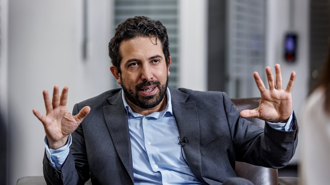 Ministro de Hacienda Diego Guevara