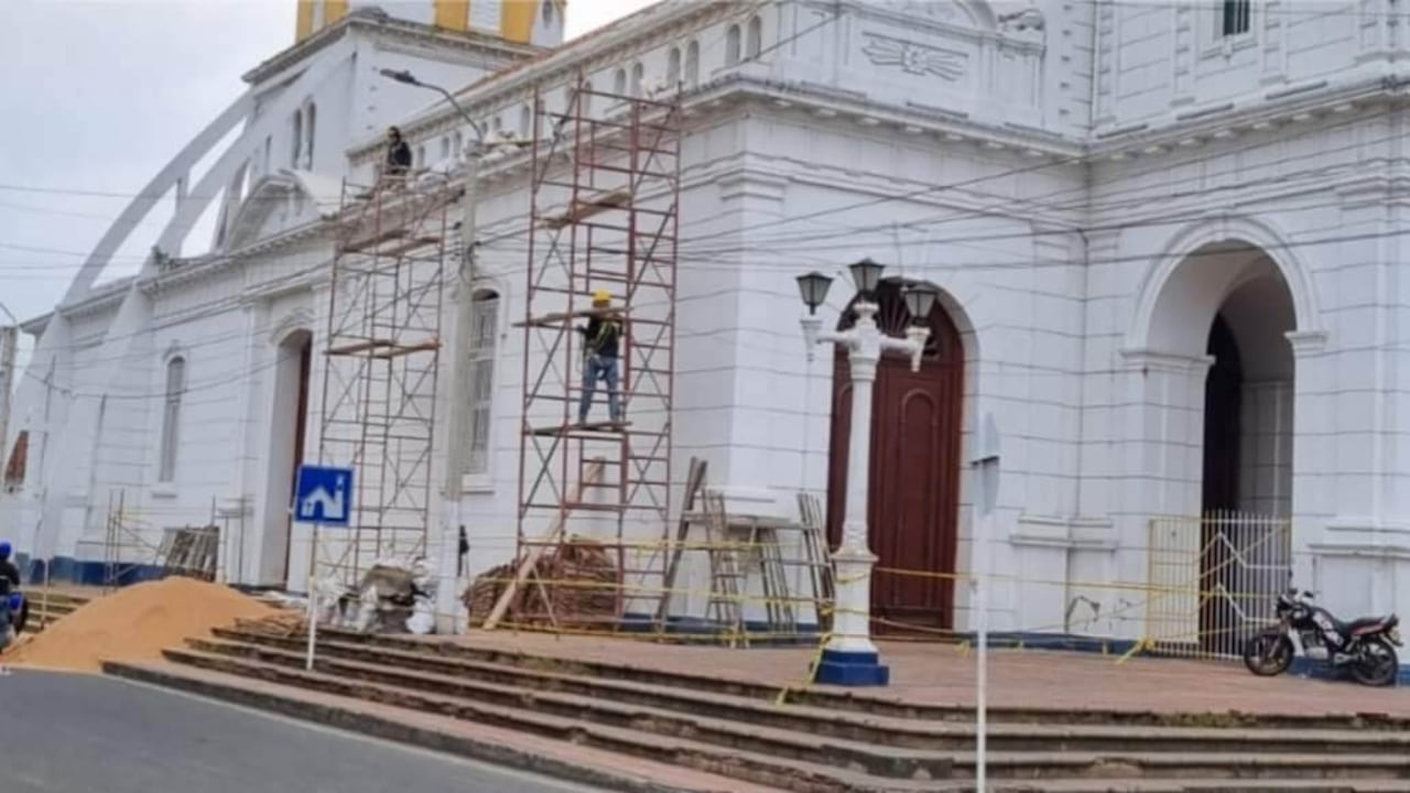 En la iglesia se estaban realizando obras de restauración.