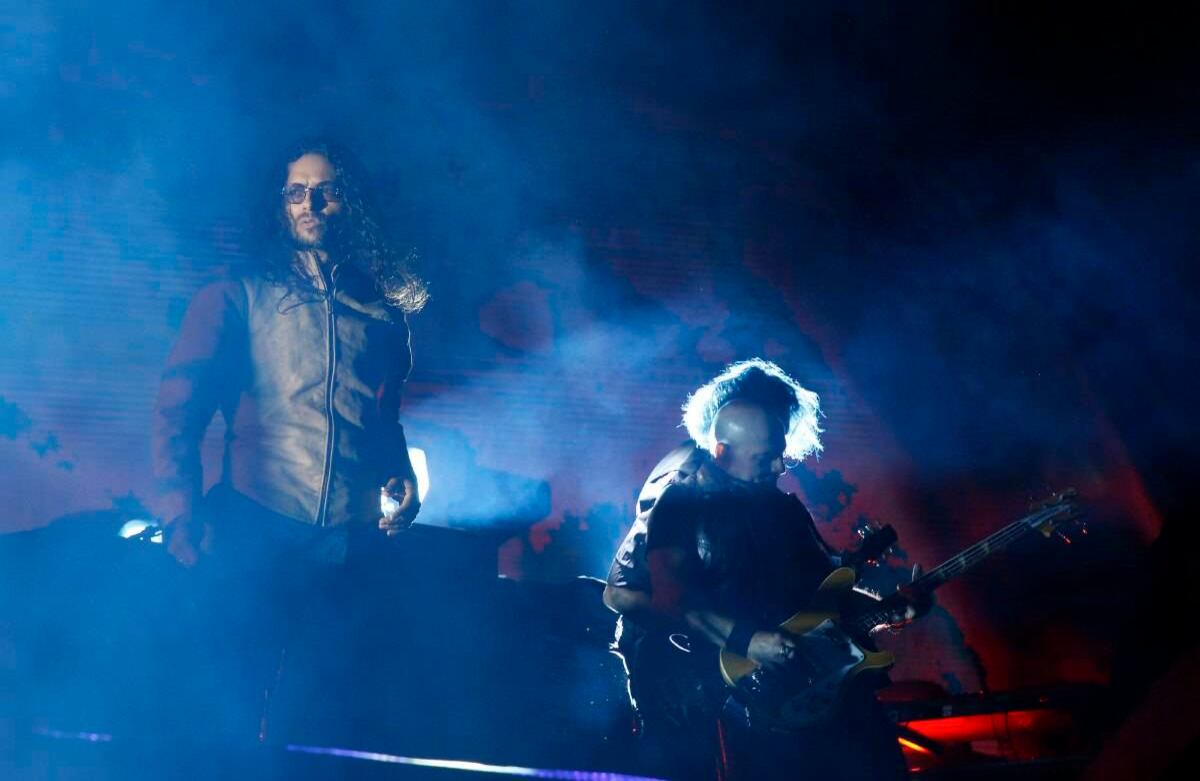 El músico puertorriqueño Robi Draco Rosa acompañó a Soda Stereo con "En remolinos". Foto: Guillermo Torres Reina.