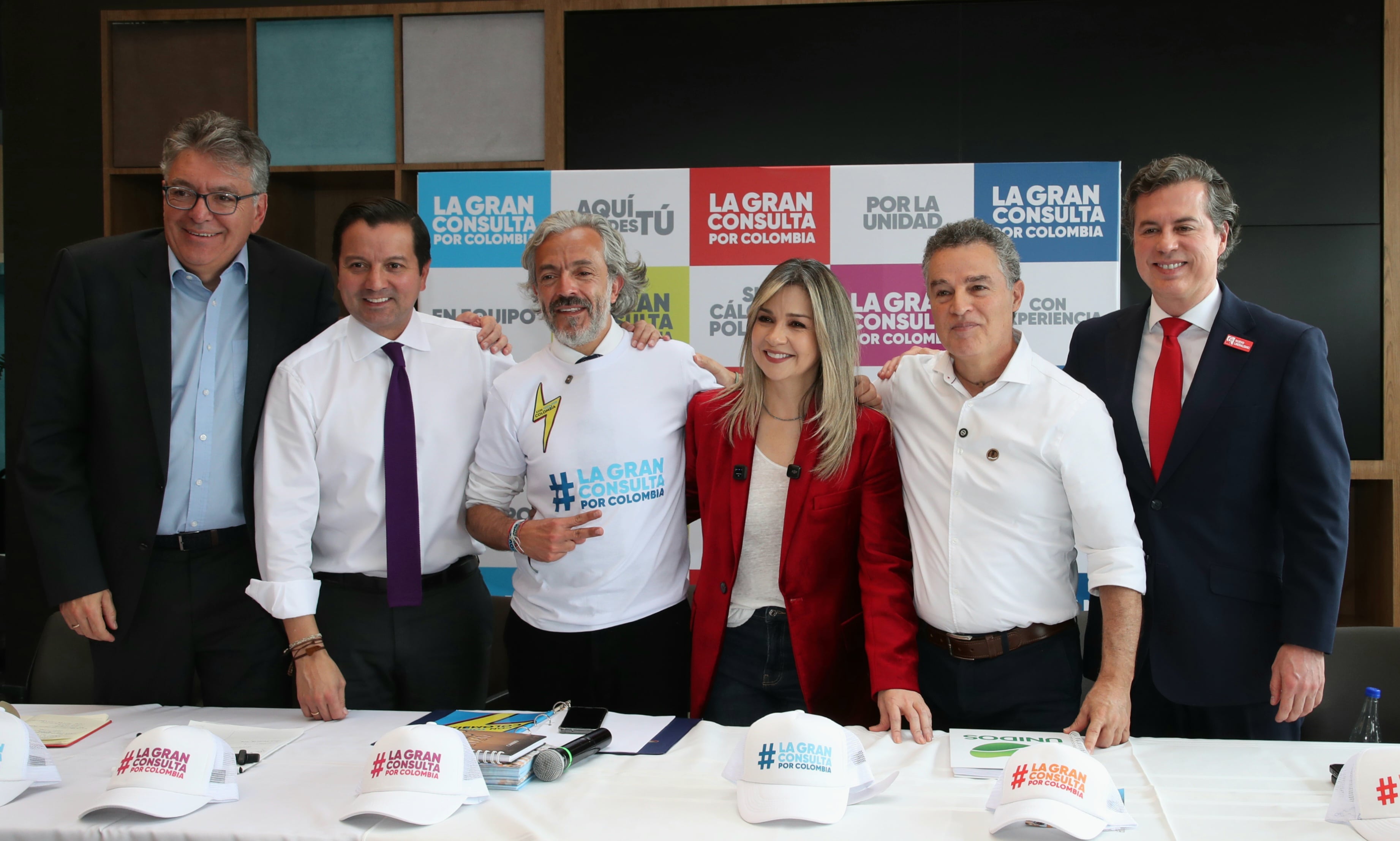 LA GRAN CONSULTA POR COLOMBIA
