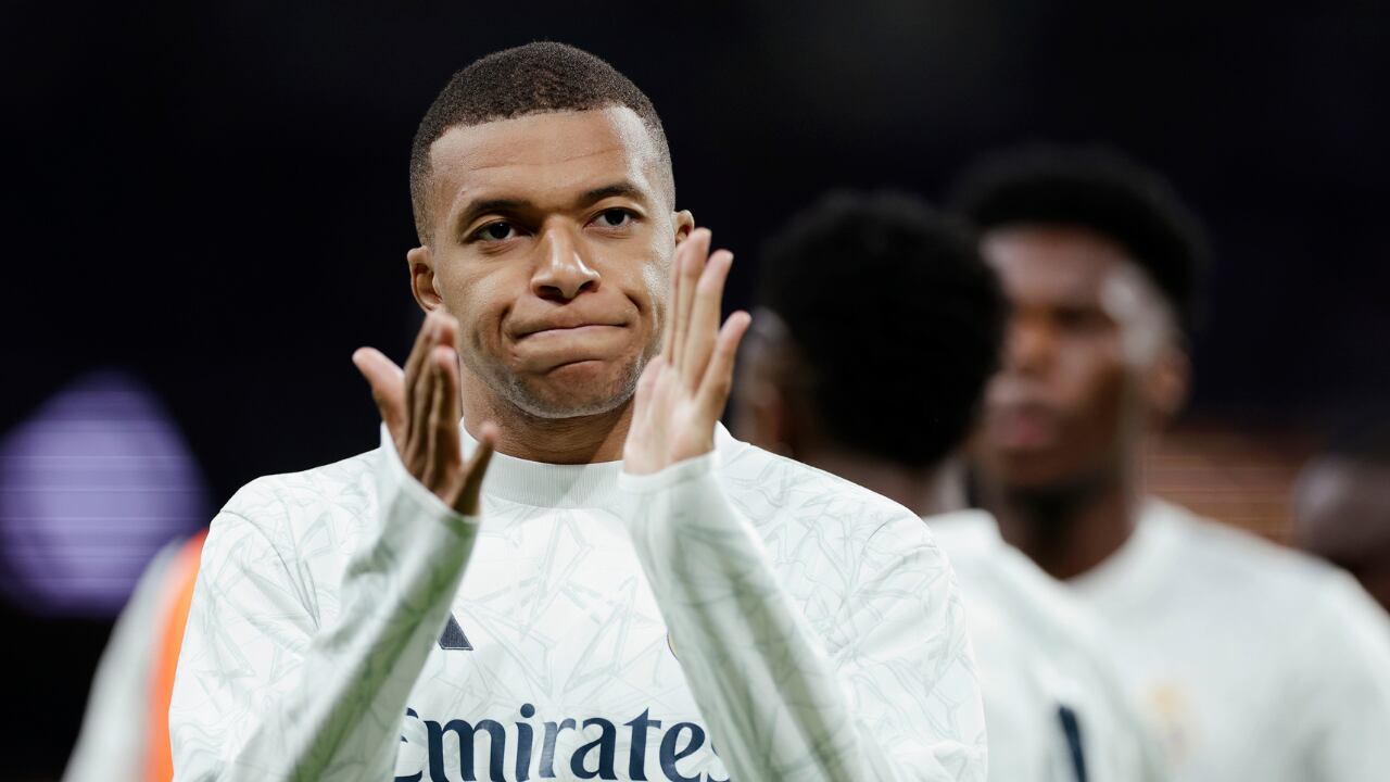 Mbappé presenta problemas físicos que lo alejan de la final de Copa ante Barcelona