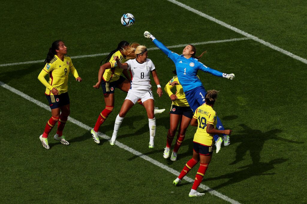 La arquera de Colombia se lució de gran manera en el primer juego del Mundial