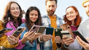 Es posible que surjan nuevos dispositivos que mejoren o sustituyan la forma en que las personas se comunican.