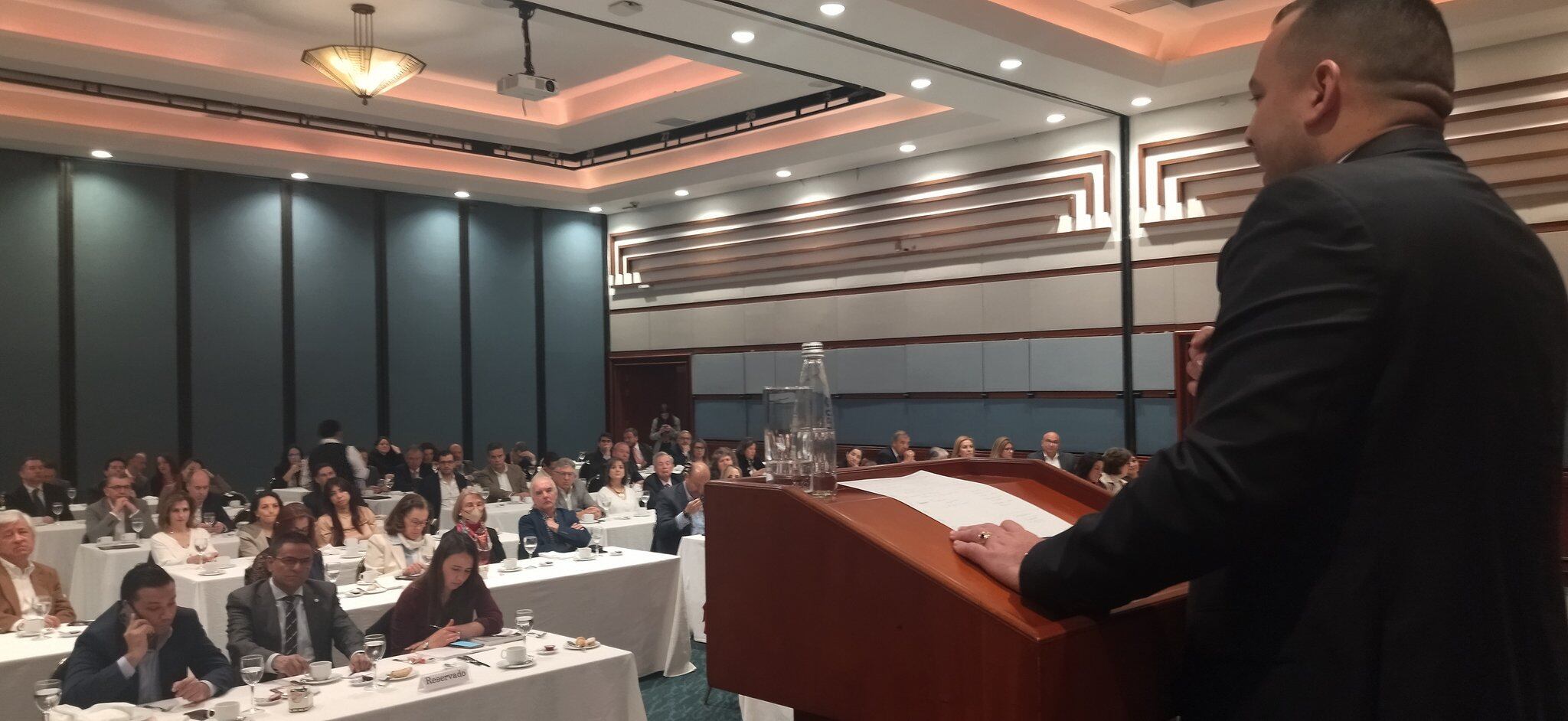 Viceministro Palma en Foro de Presidentes.