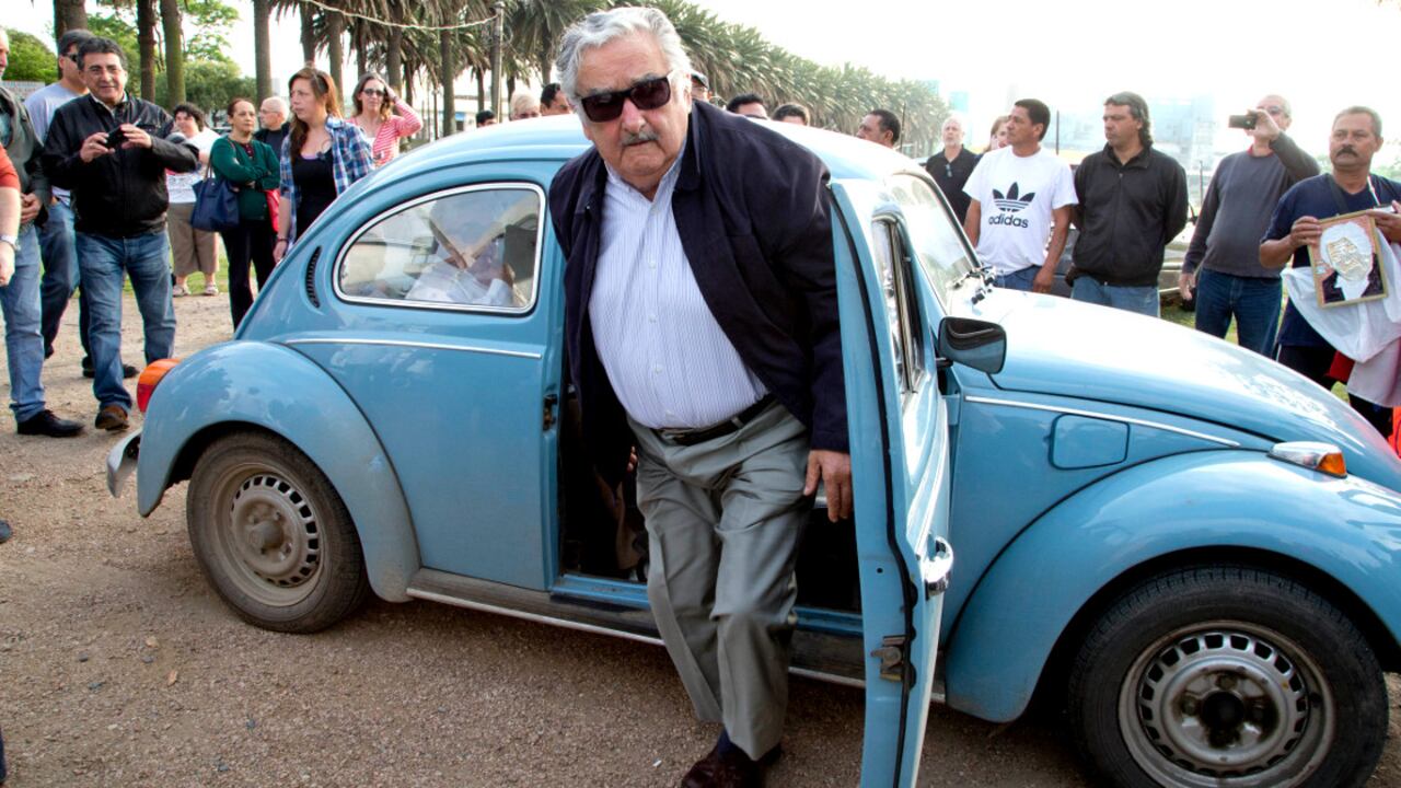 El ya famoso "Fusca" del presidente de Uruguay, José Mujica, de color celeste, está en perfecto estado de conservación y Mujica lo suele manejar por las calles de Montevideo.
