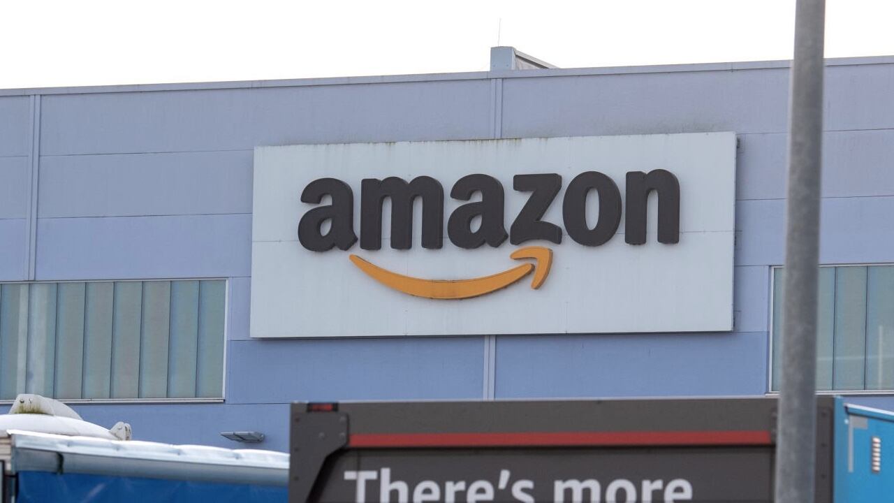 Amazon espera poder aliarse con grandes compañías que prestan servicio de telefonía celular