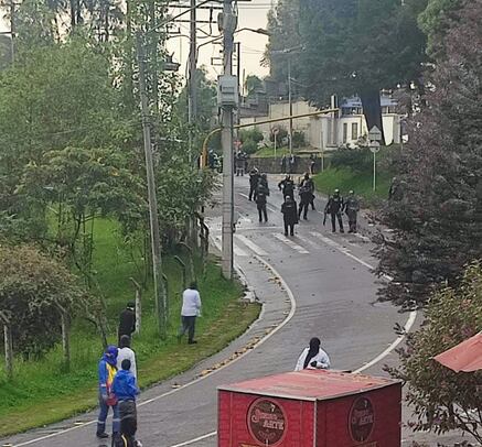 Protestas en la Avenida Circunvalar a la altura de la Universidad Distrital.