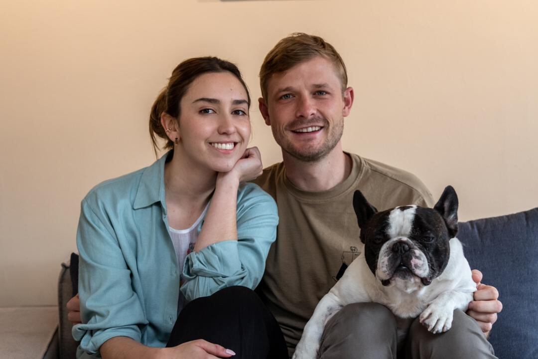 El esposo de Valentina quería pedir unas muestras pequeñas  de esos carritos para empezarlos a comercializar en jugueterías en el país en navidad, pero al llegar tarde el pedido  no sabían qué hacer con esos artículos. Foto: Juan Lozano @Walkscapades