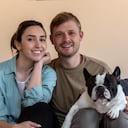 La idea de los carros con su mascota nació cuando decidieron hace 8 meses atrás viajar a Venezuela y establecerse allí. Foto: