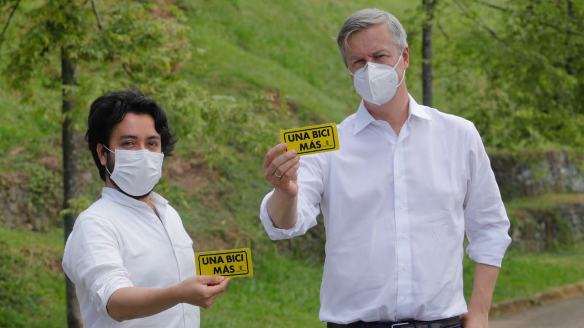 El embajador de Dinamarca en Colombia, Erik Høeg, conoció los avances en la implementación del Plan Metropolitano de la Bicicleta.