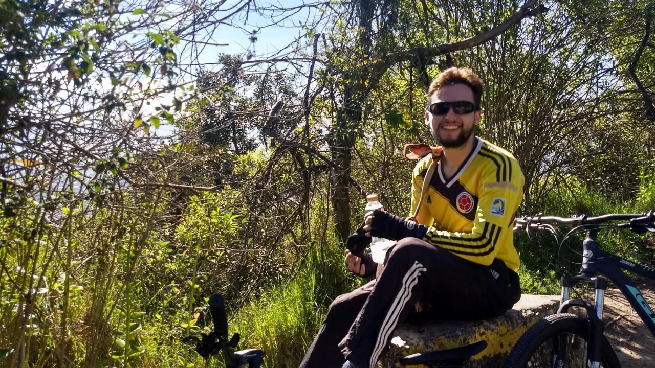 El colombiano Alejandro Tique es señalado por el ministro del Interior de Venezuela, Diosdado Cabello, de ser un "reclutador de paracos".