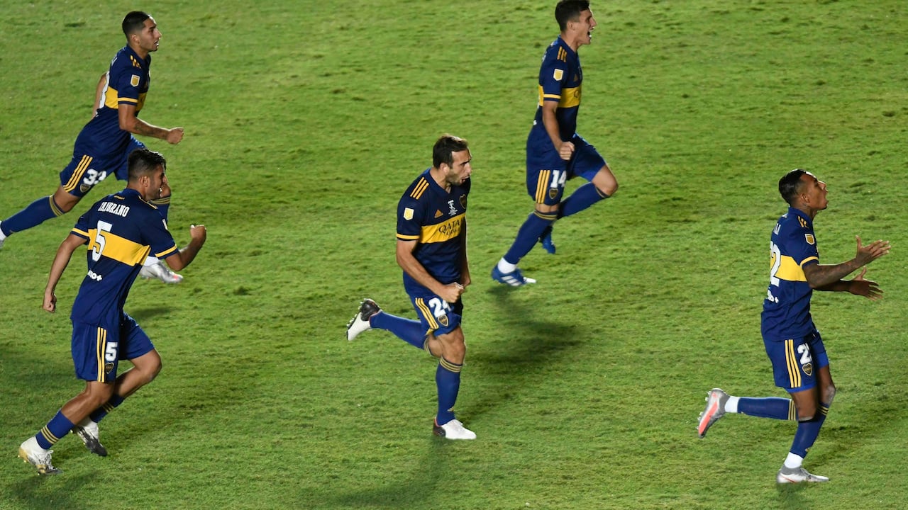 En video el golazo de Edwin Cardona para el empate entre Boca Juniors y Gimnasia