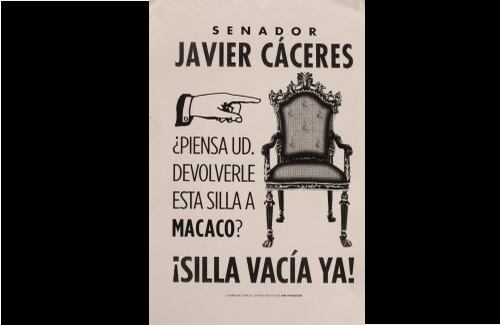 En el recinto de la Comisión Primera, aparecieron volantes y pancartas firmados por el periódico 'Un Pasquín', de Vladdo. Sus mensajes apelaron a la responsabilidad de los senadores que han dicho que no van a votar la Reforma Política, o que alegan no poder hacerlo por razones de impedimento. 