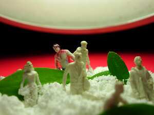 Obra: Paisajes escamosos- Trabajo con las uñas, Édinson Quiñones, 2012 - 2019.